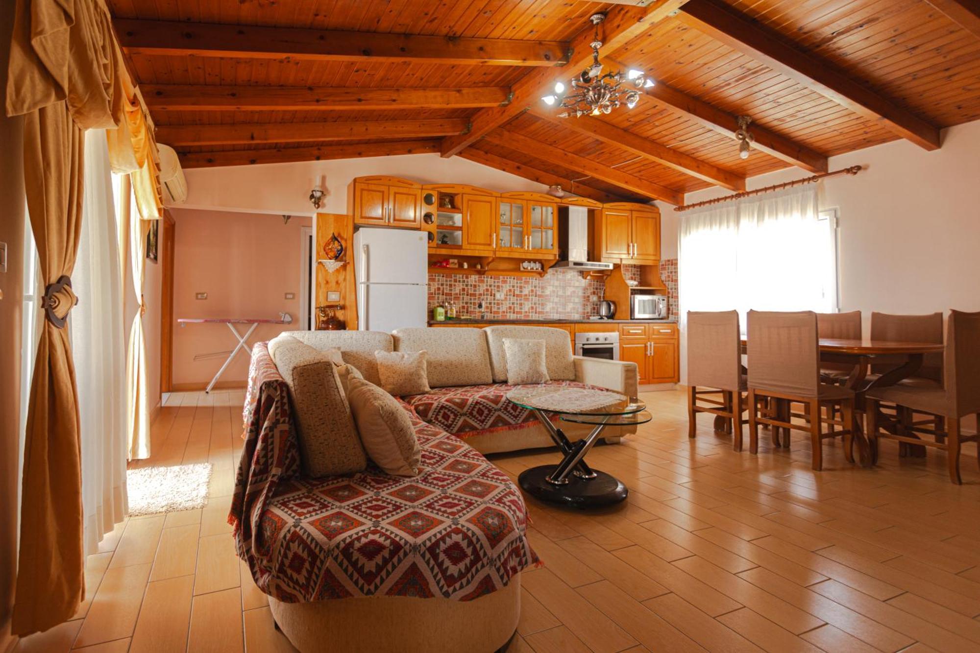Villa Mucho Sarandë Exterior foto